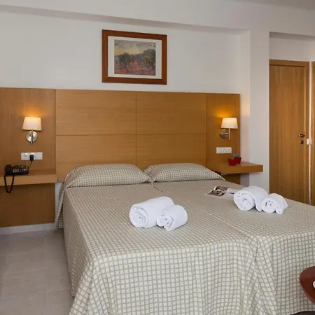 Urania Arenal - Adults Recommended