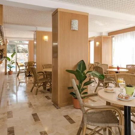 Hotel Urania Arenal - Adults Recommended